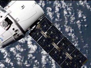 snaps_spacex-dragon